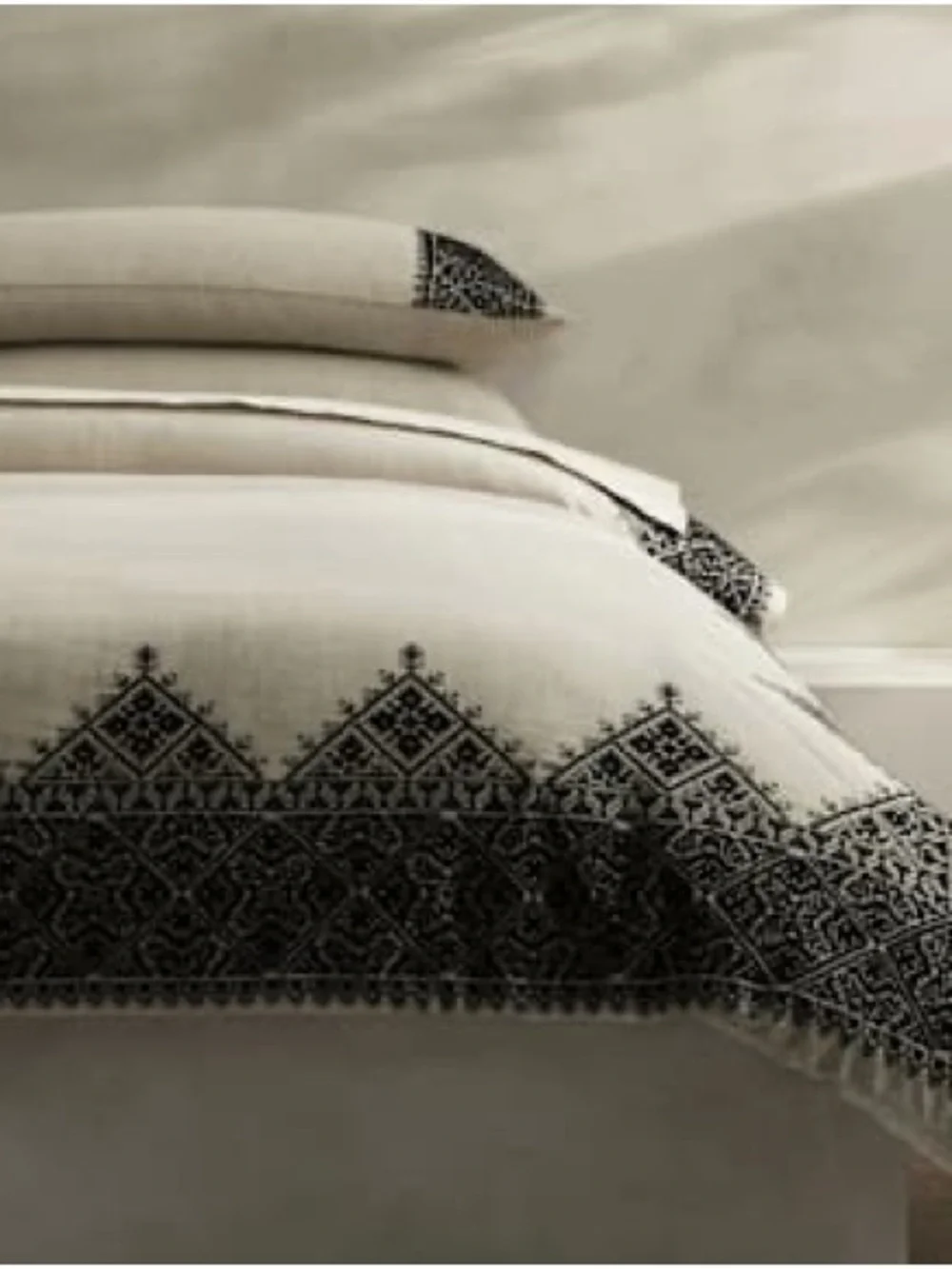 Cream Linen Cotton & Black Embroidered Duvet Cover Set, Banana Republic Cal King